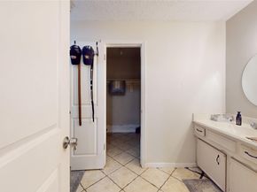 9867 Sageaspen Lane, Houston TX 77089