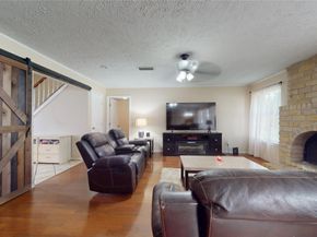 9867 Sageaspen Lane, Houston TX 77089