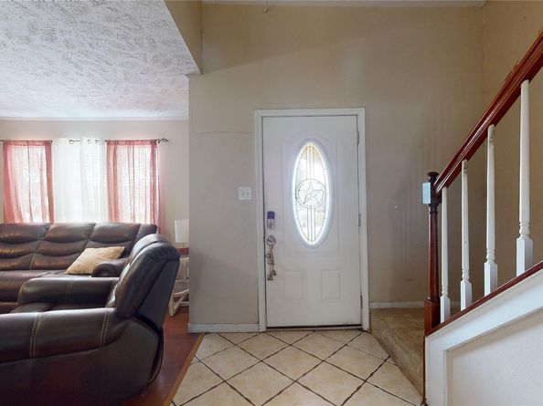9867 Sageaspen Lane, Houston TX 77089