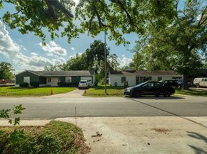 1421 Caywood Lane, Houston TX 77055