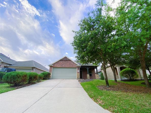 15 Butternut Grove Place, Tomball TX 77375
