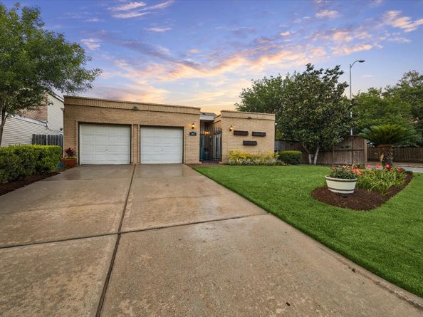 3002 Hazy Park Drive, Houston TX 77082