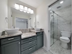 32 E Lance Leaf Road, The Woodlands TX 77381