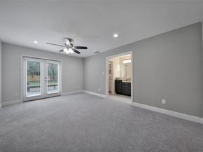 32 E Lance Leaf Road, The Woodlands TX 77381