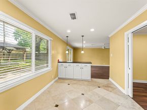 7722 Richmond Avenue, Houston TX 77063
