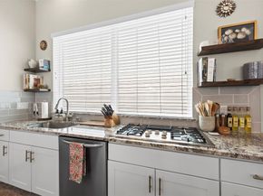 5528 Cornish Street E, Houston TX 77007