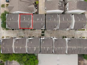 5528 Cornish Street E, Houston TX 77007