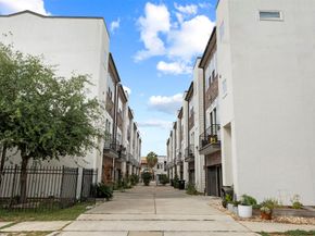 5528 Cornish Street E, Houston TX 77007