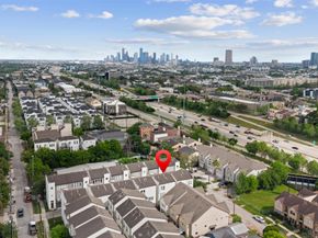 5528 Cornish Street E, Houston TX 77007