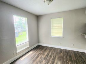 9110 Kentshire Drive A B, Houston TX 77078