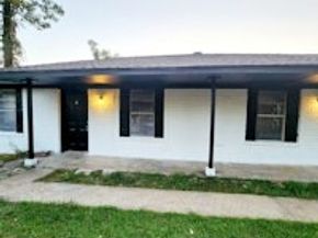 9110 Kentshire Drive A B, Houston TX 77078