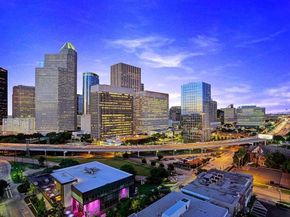 2000 Bagby Street 7412, Houston TX 77002