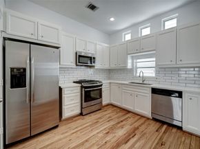 5941 South Loop E 1002, Houston TX 77033