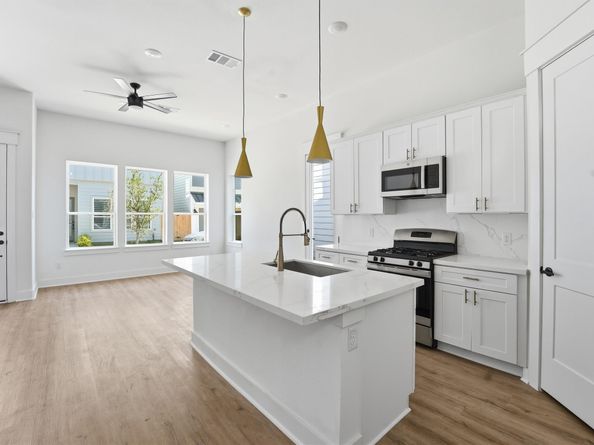 8918 Sunshine Laverne Lane, Houston TX 77080