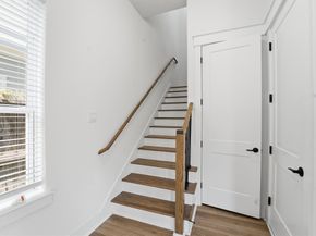 8918 Sunshine Laverne Lane, Houston TX 77080