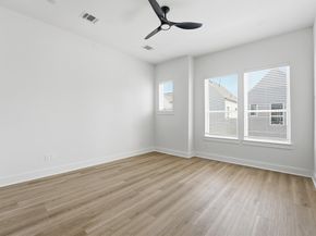 8918 Sunshine Laverne Lane, Houston TX 77080