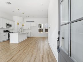 8918 Sunshine Laverne Lane, Houston TX 77080