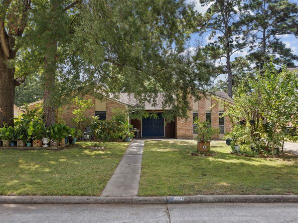 2610 Rolling Glen Drive, Spring TX 77373