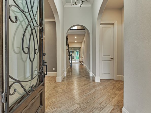 6 Canopy Green Drive, Tomball TX 77375