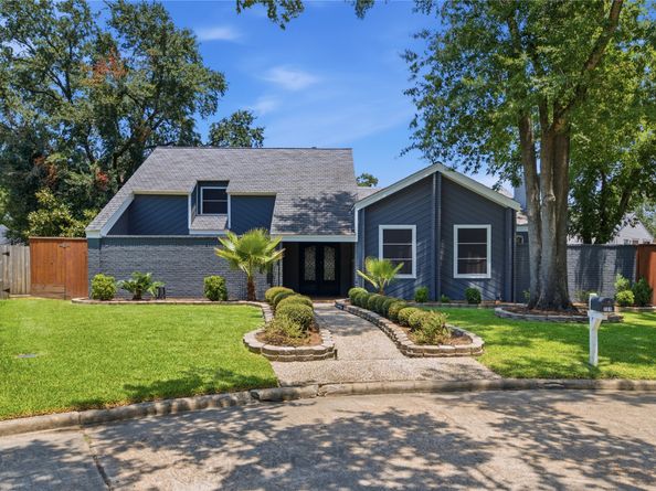 703 Queensmill Court, Houston TX 77079