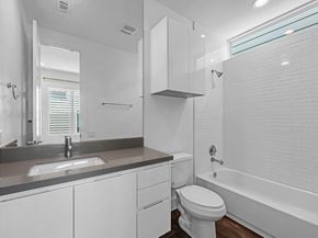 5871 E Post Oak Lane, Houston TX 77055