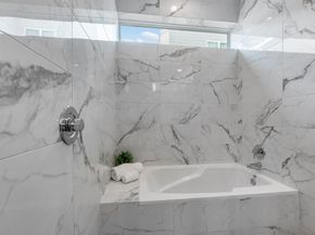 5871 E Post Oak Lane, Houston TX 77055