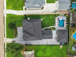 835 W 43rd Street, Houston TX 77018