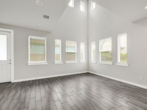 9431 Jutland Road, Houston TX 77033