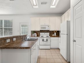 2911 Hackamore Hollow Lane, Houston TX 77014