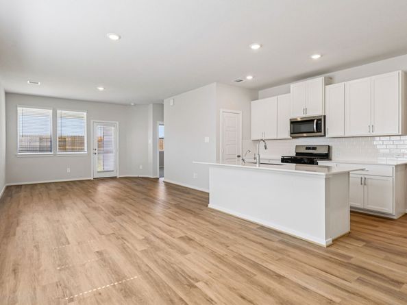 5726 Adamite Way, Houston TX 77048