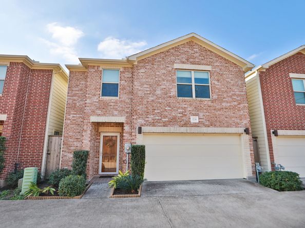 3739 Main Poplar Drive, Houston TX 77025