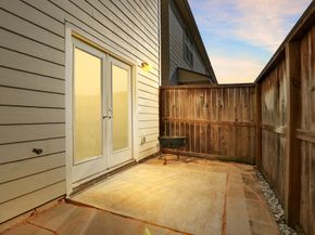 3739 Main Poplar Drive, Houston TX 77025