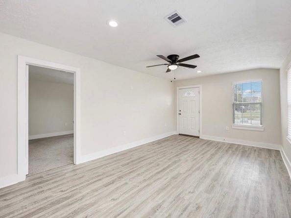 7921 Little Street, Houston TX 77028