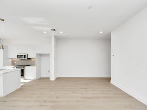 2104 Diagonal Lane, Houston TX 77051