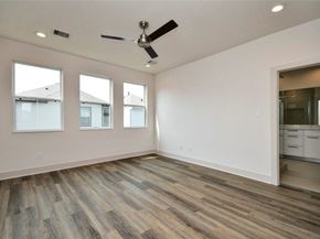 2104 Diagonal Lane, Houston TX 77051