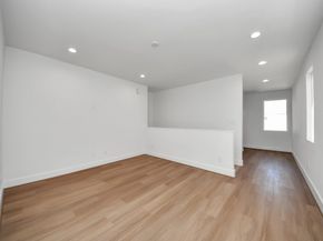 2104 Diagonal Lane, Houston TX 77051