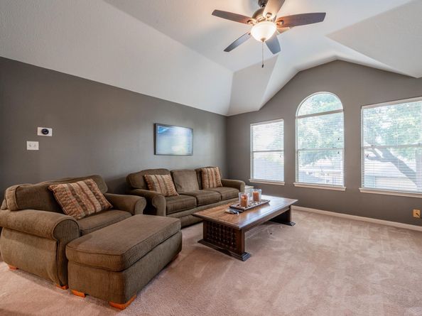 1310 Big Pines, Tomball TX 77375