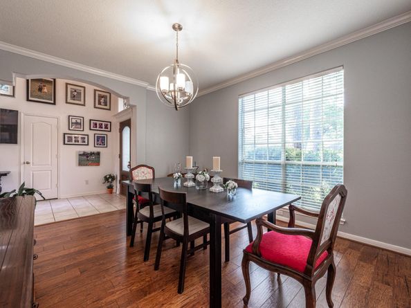 1310 Big Pines, Tomball TX 77375