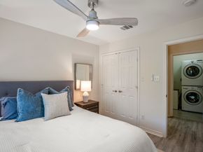 2703 Jackson Street, Houston TX 77004