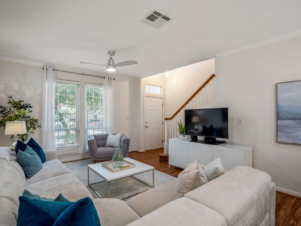 2703 Jackson Street, Houston TX 77004