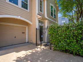 2703 Jackson Street, Houston TX 77004