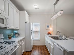 2703 Jackson Street, Houston TX 77004