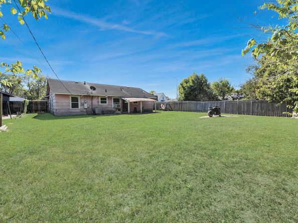 5503 Ricky Street, Houston TX 77033