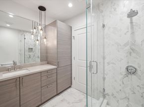 2047 Westcreek Lane 505, Houston TX 77027