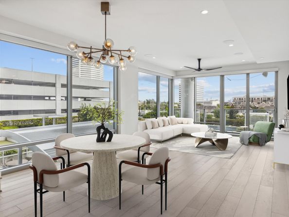 2047 Westcreek Lane 505, Houston TX 77027