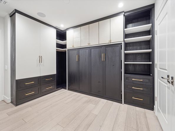 2047 Westcreek Lane 505, Houston TX 77027