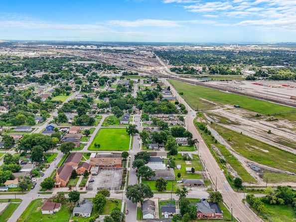 2915 Kashmere Street, Houston TX 77026