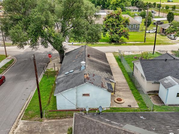 2915 Kashmere Street, Houston TX 77026