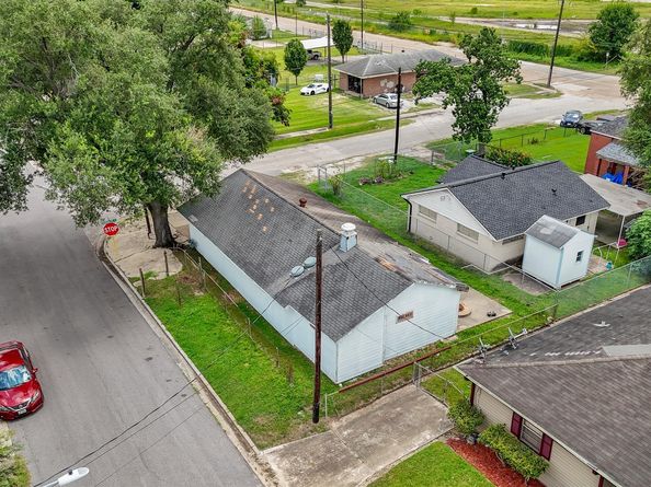 2915 Kashmere Street, Houston TX 77026