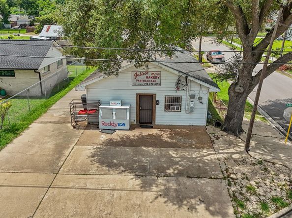 2915 Kashmere Street, Houston TX 77026
